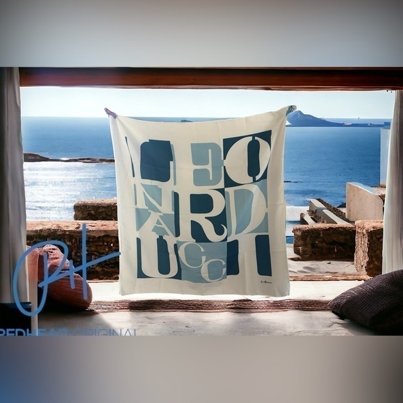 leo Narducci Accessories - Rare vintage Leo Narducci scarf- classic retro palm desert inspired blue & white